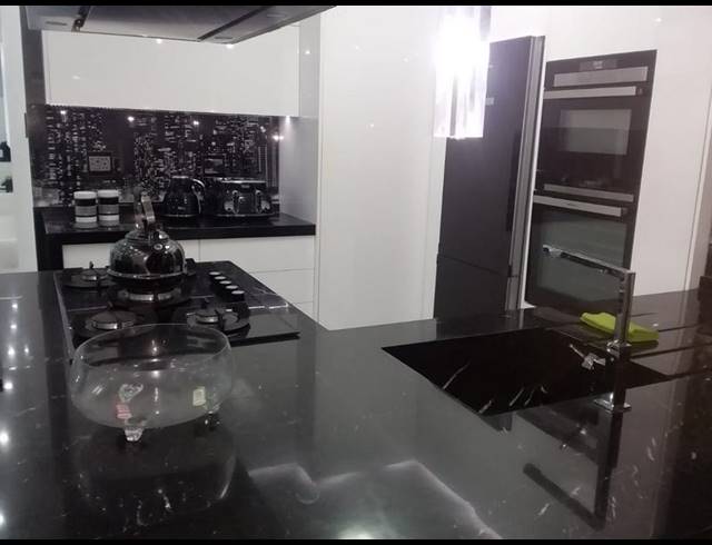 3 BEDROOM APARTMENT FOR SALE IN NORTH BEACH